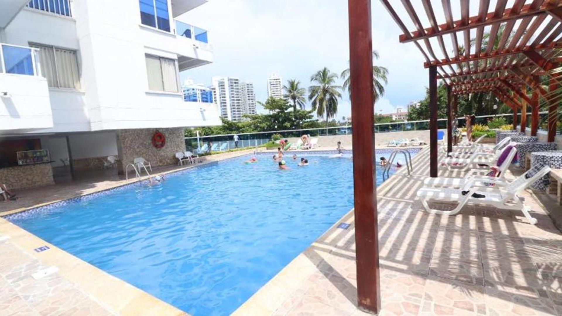 1c-al2j De 1 Alcoba Cerca Al Mar Con Aire Acondicionado Piscina Y Wifi Cartagena